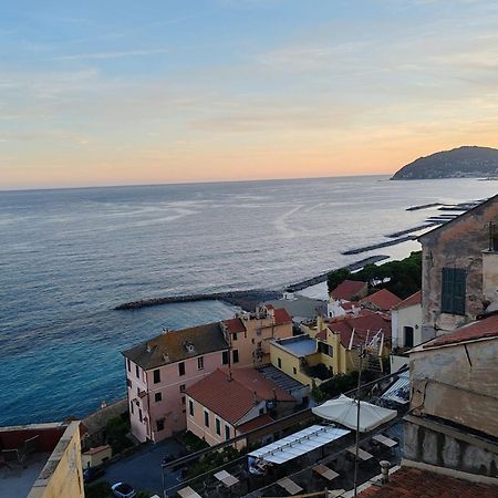 Appartamento Vista Mare Albenga Eksteriør bilde