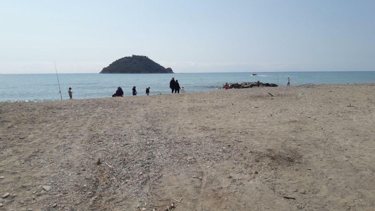 Appartamento Vista Mare Albenga Eksteriør bilde