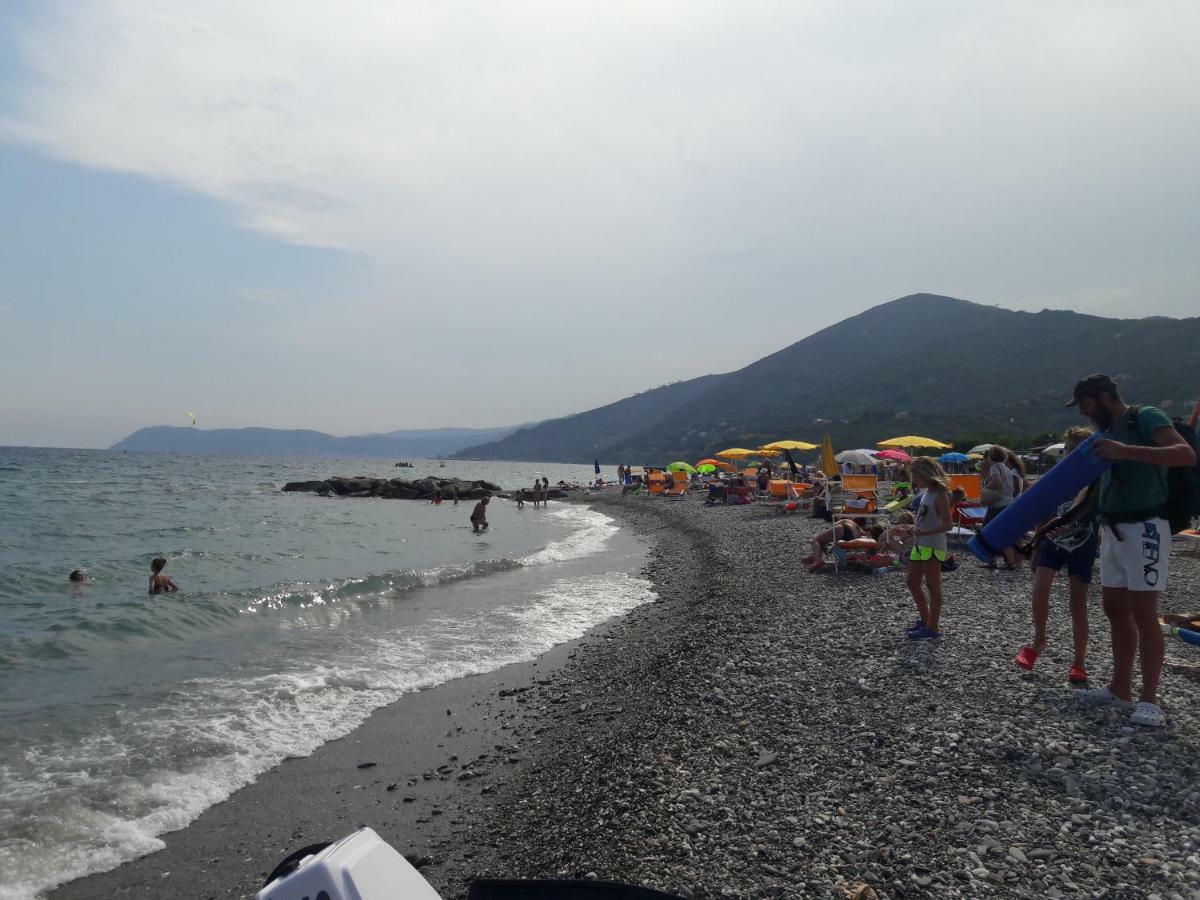 Appartamento Vista Mare Albenga Eksteriør bilde