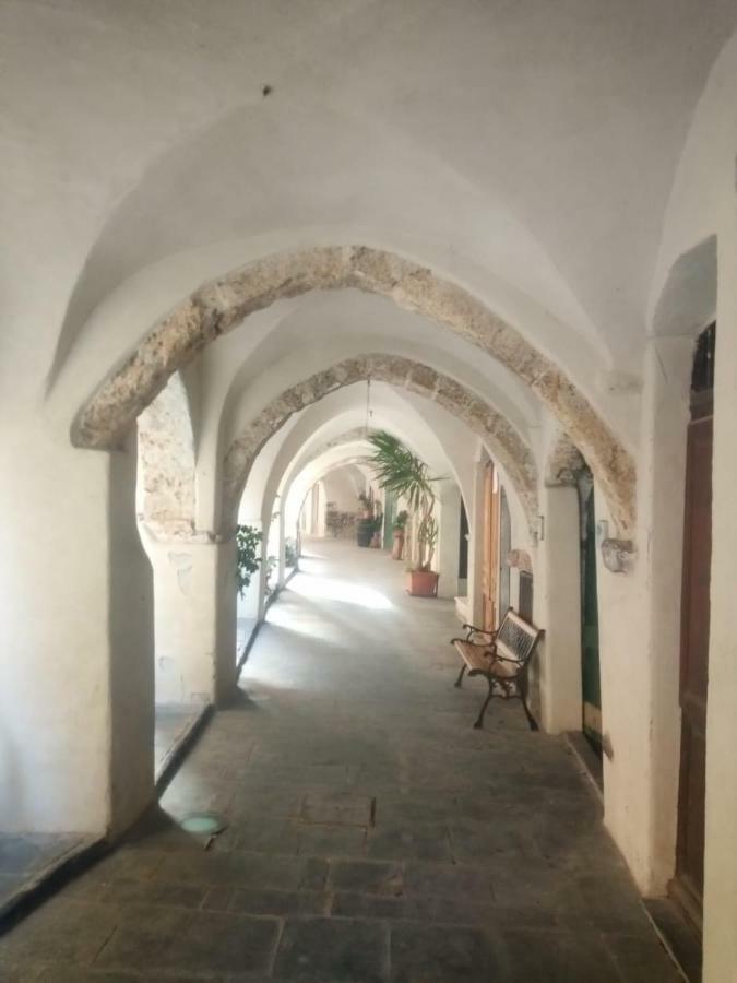 Appartamento Vista Mare Albenga Eksteriør bilde