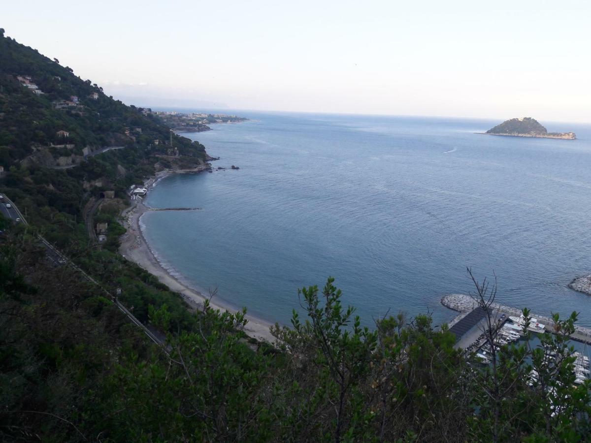 Appartamento Vista Mare Albenga Eksteriør bilde
